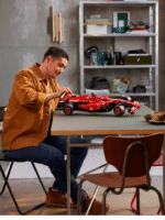 LEGO Ferrari SF 24 F1 Technic (42207) - Image 5